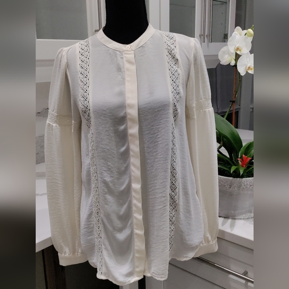 GAP Tops - Pre-Loved Like New Gap XS Top